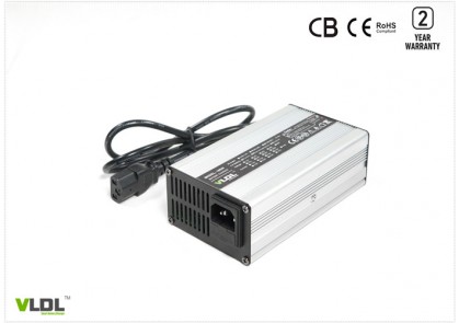 24V 5A智能充电器 24V 5A智能充电器