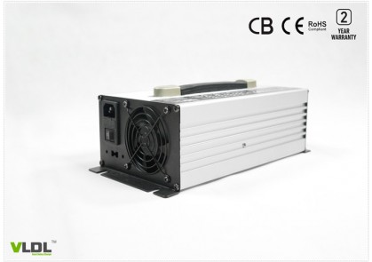 36V 25A智能充电器 36V 25A智能充电器