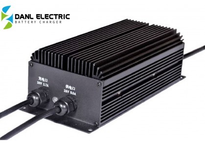 12V 15A防水充电器