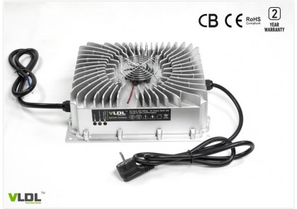 84V 20A防水充电器