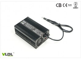 56V 2A割草机智能充电器