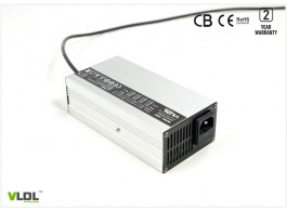 14V 15A赛车充电器